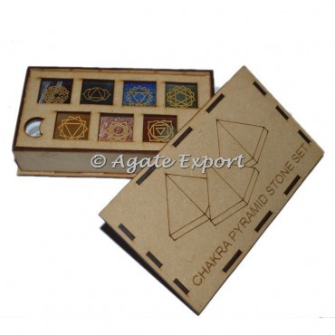 7 Chakra Pyramid Set Gift Box